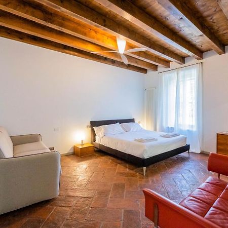 Casa Viola Appartement Bergamo Buitenkant foto