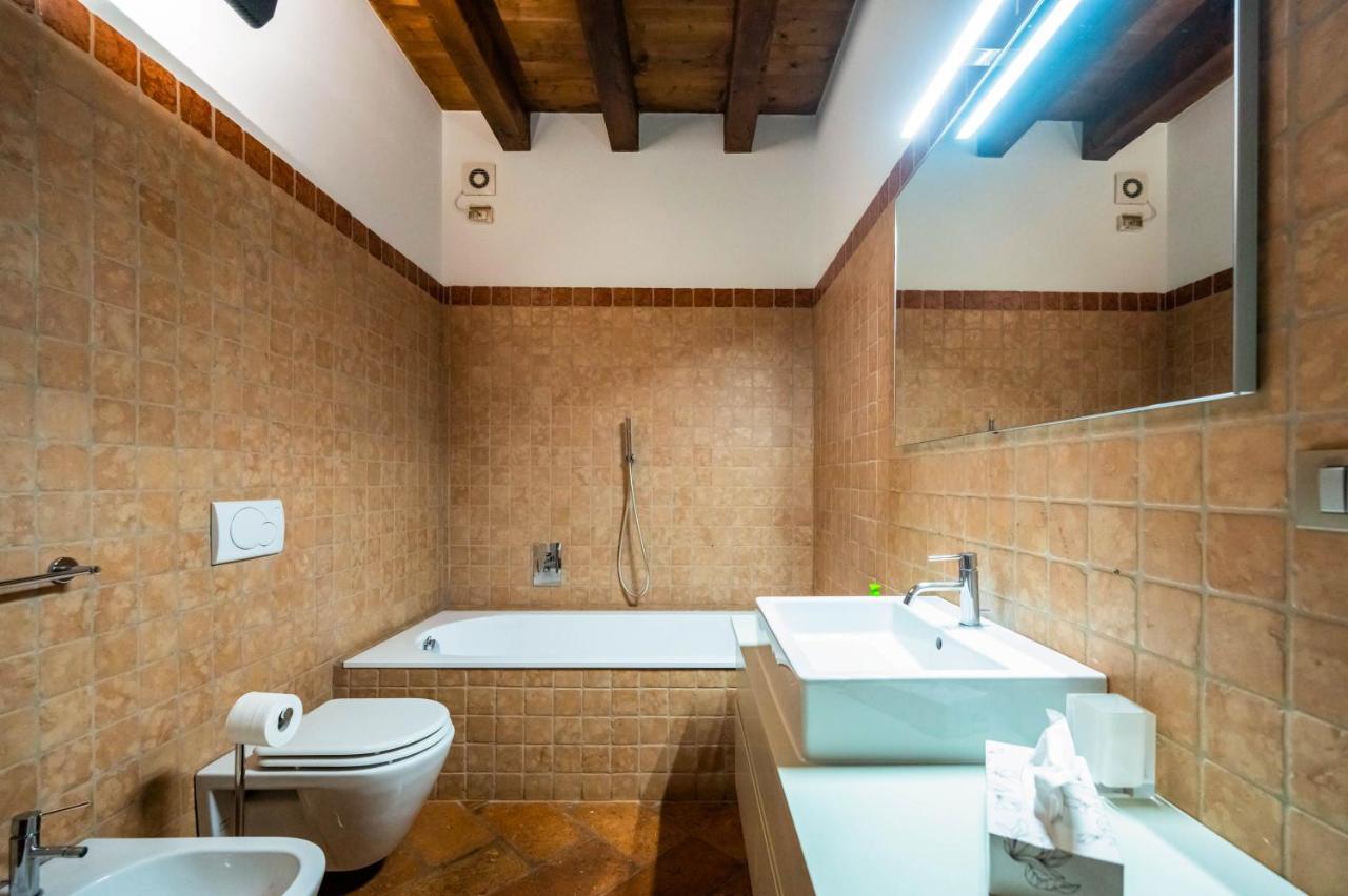 Casa Viola Appartement Bergamo Buitenkant foto