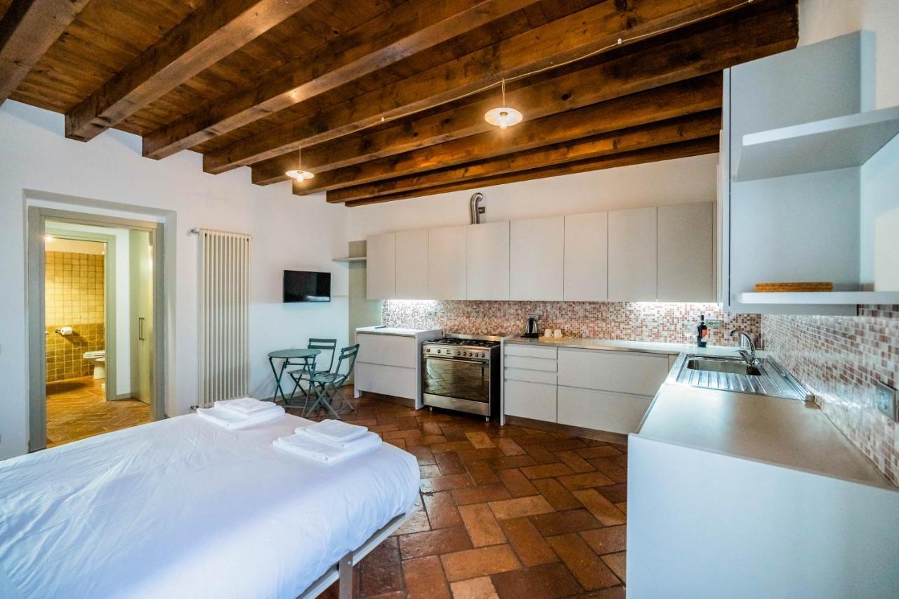 Casa Viola Appartement Bergamo Buitenkant foto