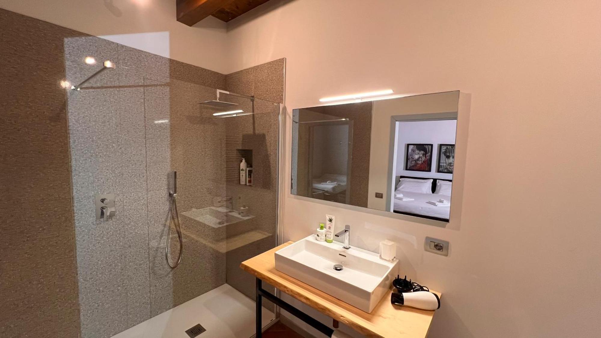 Casa Viola Appartement Bergamo Buitenkant foto